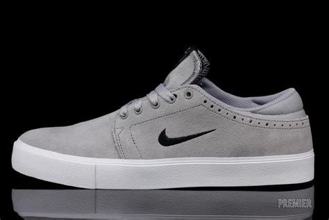 Nike SB Team Edition 2 'Matte Silver' | SneakerFiles