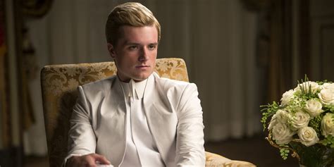 This Lost 'Mockingjay - Part 1' Scene Shows What Happened To Peeta In The Capitol | HuffPost