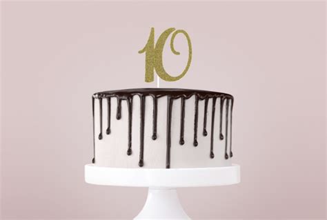 10 Cake Topper