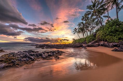 Hawaii - Ganzjährig bereisbare paradiesische Vulkaninseln | Hello Planet