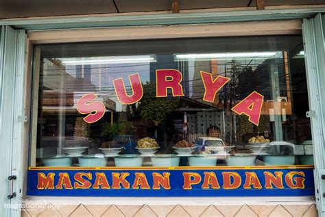 Amazing Nasi Padang in Jakarta at Rumah Makan Surya | Padang ...