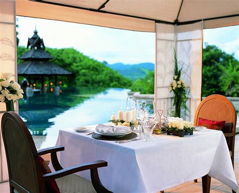 Anantara Golden Triangle Resort and Spa - Elephants And Jungle Bubbles