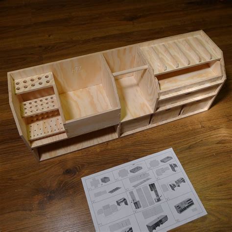 Model Bench Organizer. http://www.hobbyzone.pl/en/workshop-organizers-/15-benchtop-organizer ...