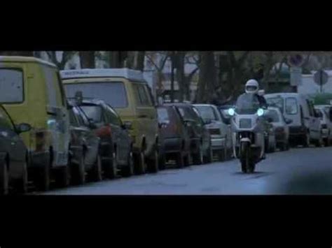 chase scene - The Bourne Identity (2002). Paris car chase scene. | The ...