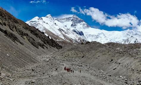 Mt. Qomolangma remeasuring team expected to reach summit on May 22