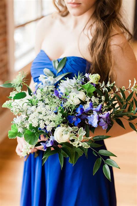 Elegant Watercolor Wedding Shoot in Bold Cobalt Blue | Blue wedding flowers, Cobalt blue ...