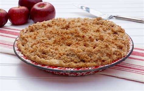 Apple Crumble Pie - Wholly Wholesome