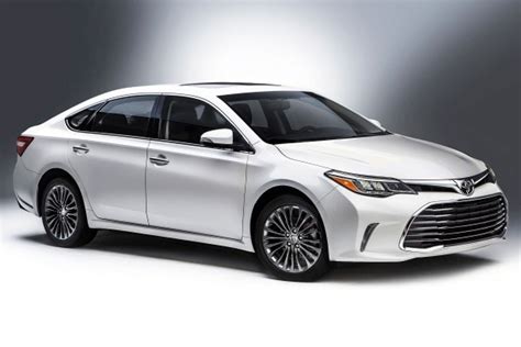 Used 2016 Toyota Avalon Hybrid MPG & Gas Mileage Data | Edmunds