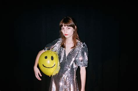 WATCH: Faye Webster Shares Video For "In a Good Way" - Glide Magazine