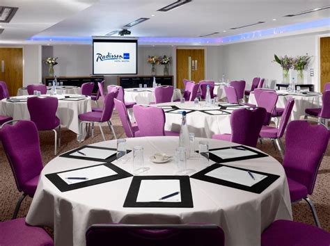 Radisson BLU Hotel Bristol Deals & Reviews, BRISTOL | LateRooms.com