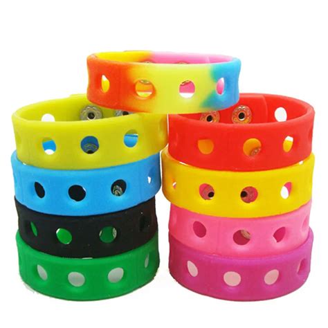 100PCS Multi color Silicone Bracelet Wristbands 18CM With Shoe Croc ...