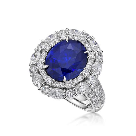 OVAL SHAPE BLUE SAPPHIRE RING | KAHN High Jewellery