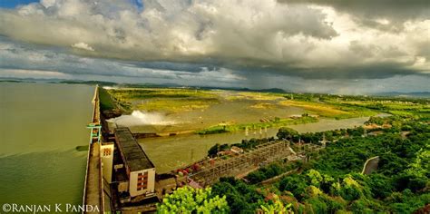 Mahanadi River Basin, India: flood water to factories or flood control in reality?