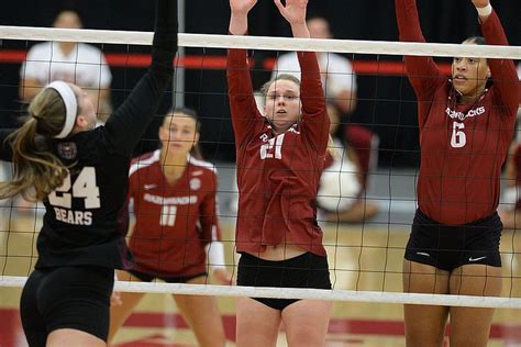 Arkansas Volleyball eyes postseason with deep, talented roster ...