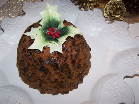 Recipe for Christmas Pudding in the Slow Cooker - Desserts