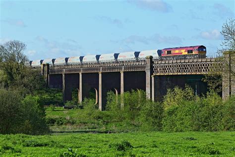 66059 Sharnbrook Viaduct | 66059 crosses the 'Great Ouse' ap… | Flickr