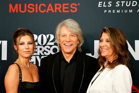 What to know about Jon Bon Jovi's 4 kids - ABC News