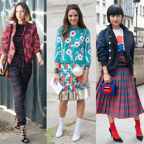 Street Style That Proves You Can Mix and Match Bold Prints | Mix and ...