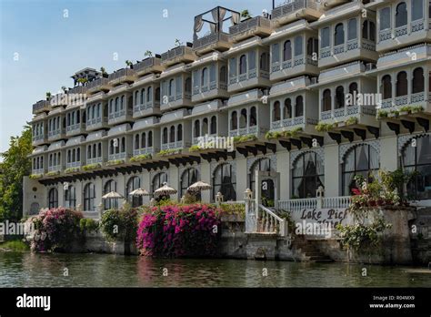 Lake Pichola Hotel, Udaipur, Rajasthan, India Stock Photo - Alamy