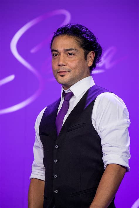 Who Is Selena's Husband, Chris Perez? | POPSUGAR Latina