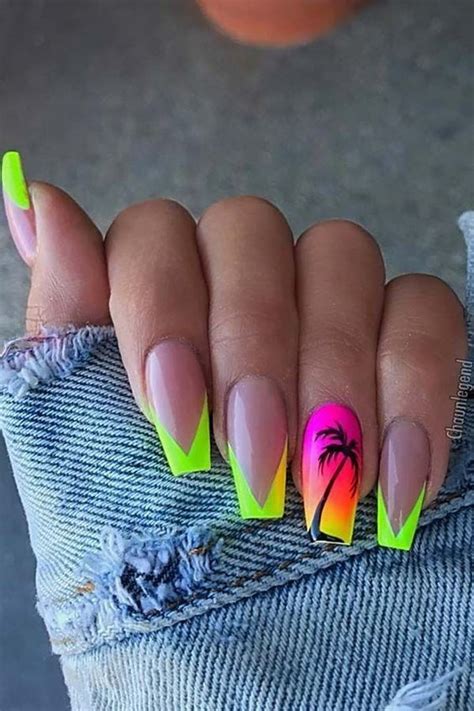 42 Best 2024 Beach Nails to Inspire You – Page 14 – DIY Discovers