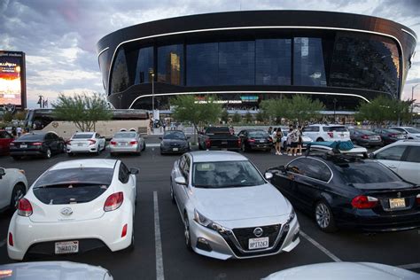 Allegiant Stadium parking, traffic tested at first concert | Allegiant ...