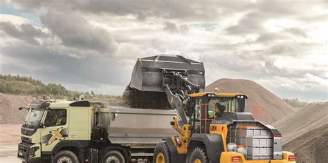 Heavy wheeled loaders: The workhorse of the construction site - Construction Briefing