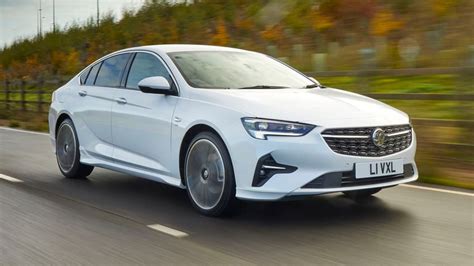 Vauxhall Insignia Review 2025 | Top Gear