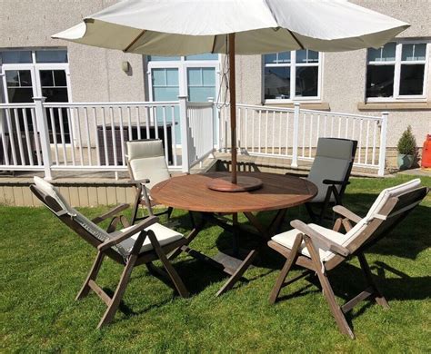 GARDEN FURNITURE SET WITH PARASOL (DOBBIES GARDEN CENTRE) | in Perth ...