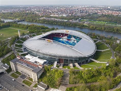 File:Leipzig stadium.jpg - Wikimedia Commons