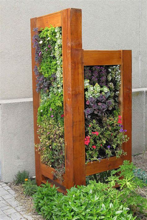 15 Inspiring and Creative Flowers Vertical Gardening Ideas - The ART in LIFE