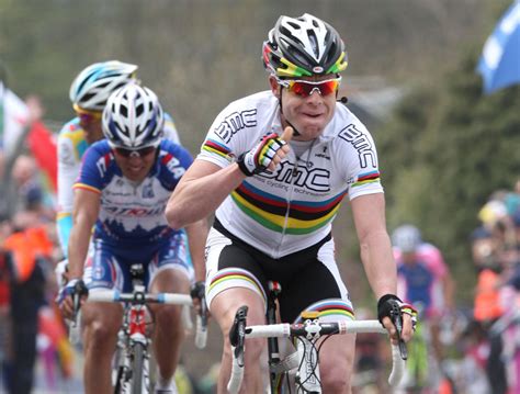 Cadel Evans with rainbow jersey | Cycling Passion