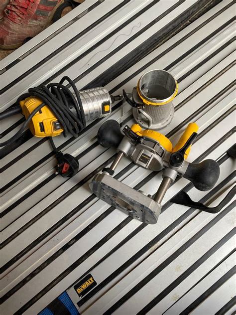 Dewalt palm/plunge router 240v | in Thatcham, Berkshire | Gumtree