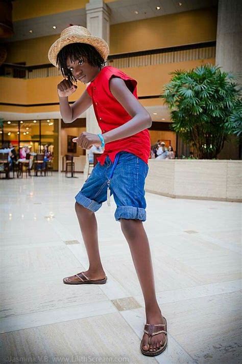 Nailed it! Luffy of One Piece Cosplay | Cosplay outfits, Cosplay woman, Anime cosplay costumes