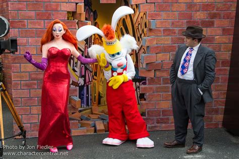 Roger Rabbit at Disney Character Central | Roger rabbit, Disney world ...