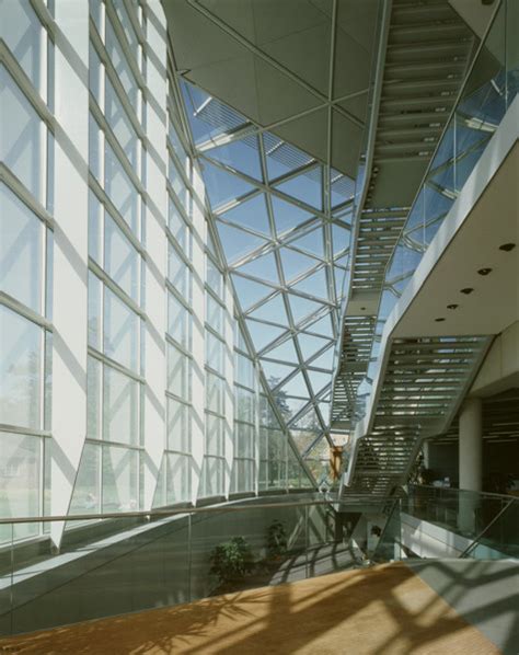 Law Faculty building, Cambridge University, 10 West Road, Cambridge: the atrium | RIBA pix