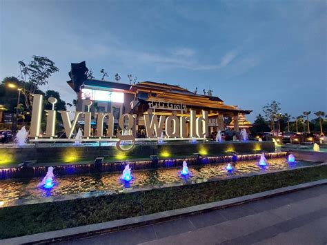 Living World Mall Denpasar