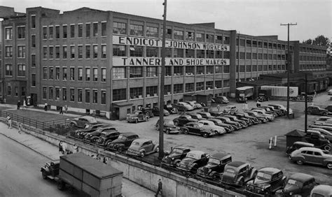 E-J sales building in Endicott. In foreground is Oak Hill Ave. | Ny ...