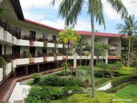 Isaactan.net: Holiday Villa Beach Resort & Spa Langkawi