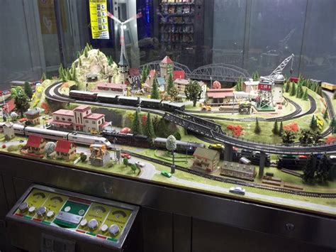 Go Ye Therefore and Teach All Nations: Mini train set in Krefeld Bahnhof