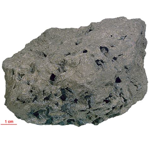 15495 (93) Vuggy Porphyritic Pigeonite Basalt