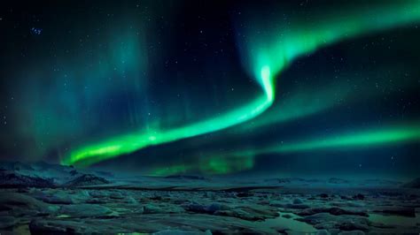 Aurora colors: What causes them and why do they vary? | Space