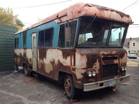 Cousin Eddie's 'Christmas Vacation' RV vandalized at Medina museum - cleveland.com