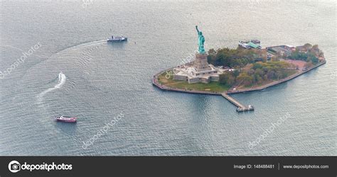 Aerial view of Liberty Island, New York City Stock Photo by ©jovannig ...