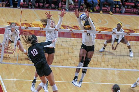 Gopher Volleyball Sweeps Michigan Trip - The Daily Gopher