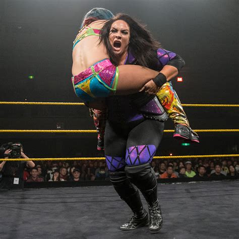 Beautiful Women of Wrestling: Asuka vs. Nia Jax - NXT Women's Championship Match