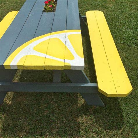 11 People Who Got Super Creative With Their Picnic Tables - Homemaking ...