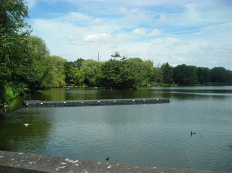 South Norwood Lake and Grounds - Wikipedia