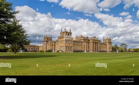 Panoramic view on Blenheim Palace, the birthplace of Sir Winston ...