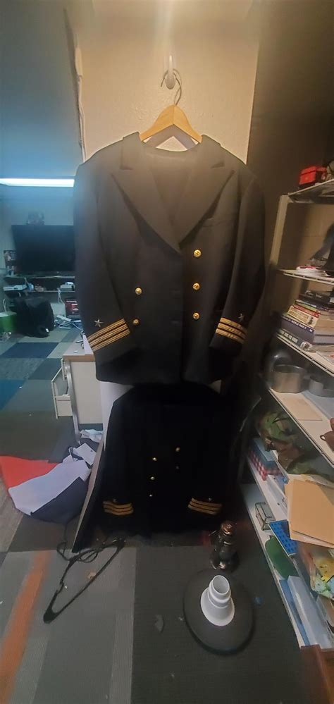 I just got 2 ww2 USN uniforms for free! : r/Militariacollecting